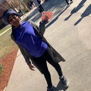 Meet your Posher, Queen